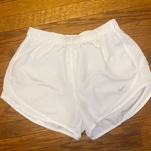 NIKE DRI-FIT White shorts GREAT CONDITION